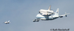 Endeavour Shuttle Last Flight Over Southern California, Los Angeles