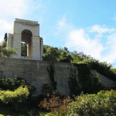 A Magic Garden and a Hidden Castle in Catalina Island