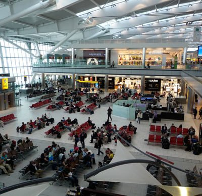 Travelling like a Supermom, FlightHub Style