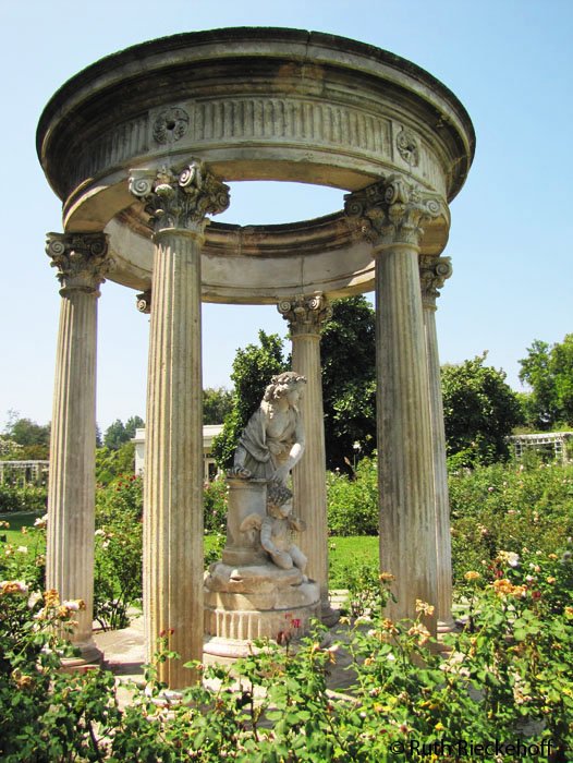 Outdoor Decoration, The Huntington, San Marino, California