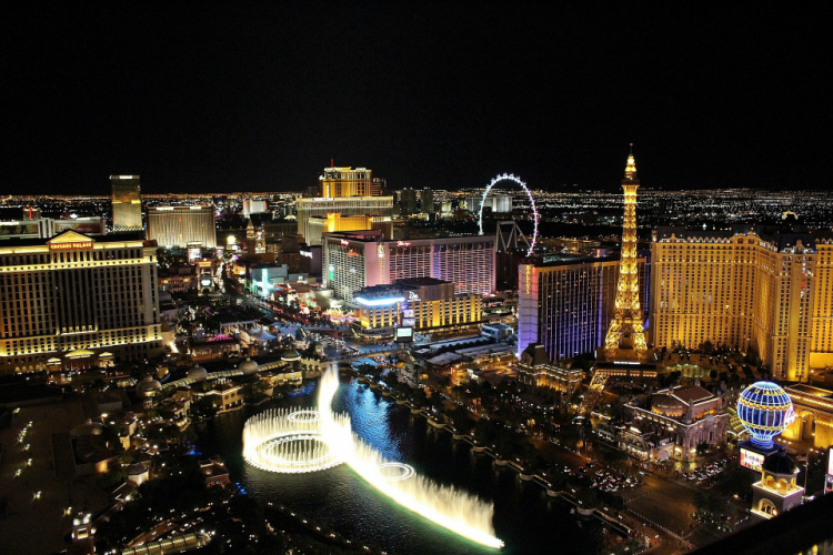 Bellagio Fountains, Things to Do in Las Vegas Other than Gamble, Nevada