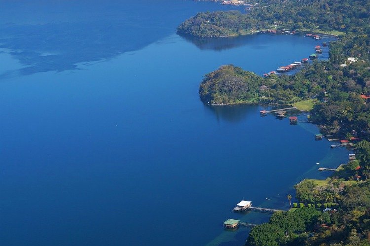 Lakes in El Salvador, Facts About El Salvador, Weird Facts about El Salvador
