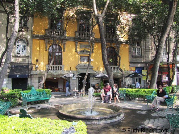 Plaza at Colonia Roma