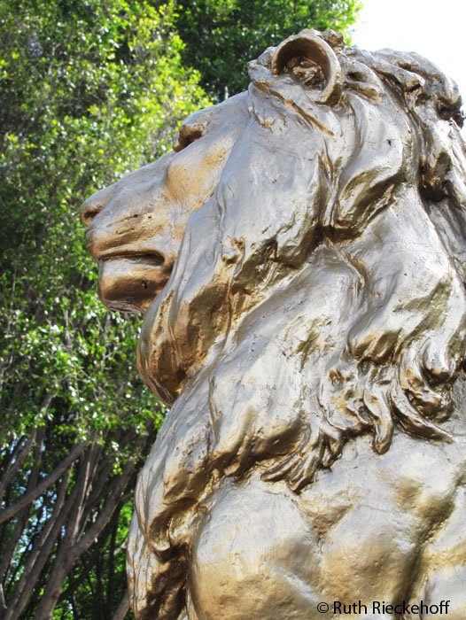 Lion Statue at Juarez Park