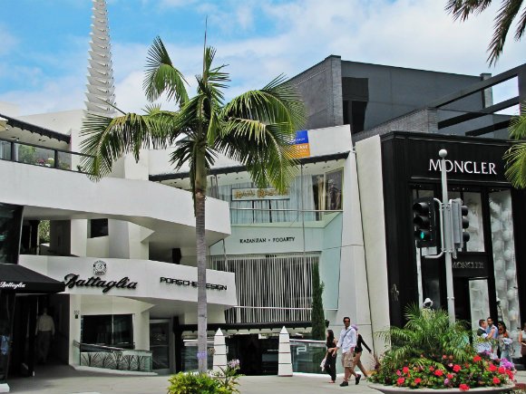 Anderton Court Shops, building designed by Frank Lloyd Wright, Rodeo Drive, Beverly Hills, California