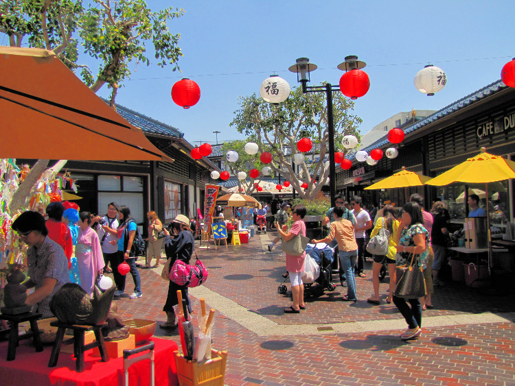 Japanese Village Plaza, Things to Do in Little Tokyo, Los Angeles, California