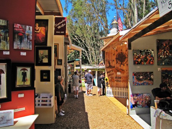 Alley between booths, Sawdust Art Festival, Laguna Beach, California