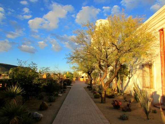 San Xavier del Bac, Tucson, Arizona