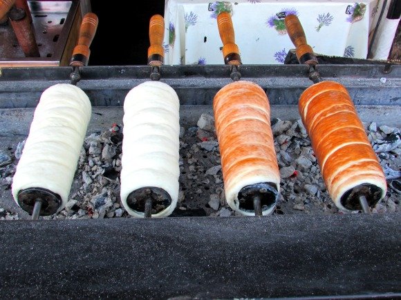 Kürtőskalács, What to Eat in Budapest, Hungary