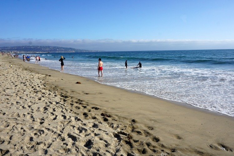 what is there to do in hermosa beach