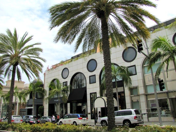 24 hours in Los Angeles, Modern architecture and palm trees in Rodeo Drive, Beverly Hills, California