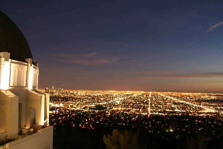 One Day in Los Angeles, Los Angeles' night view seen from the Griffith Observatory