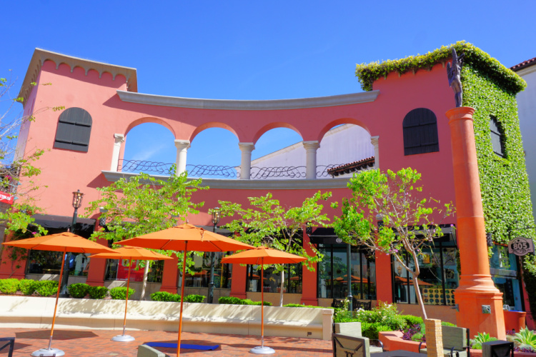 Places to Visit in Santa Barbara, El Paseo, California