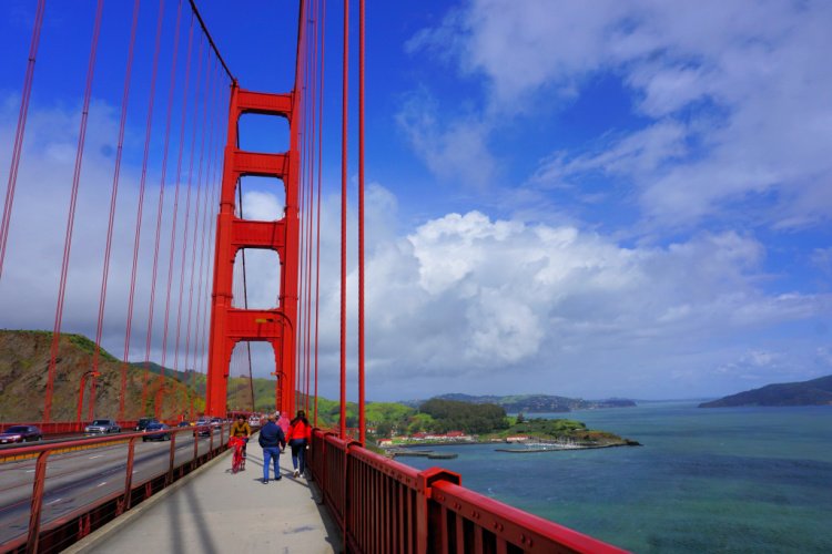 Crossing the Golden Gate Bridge on Foot, San Francisco, California