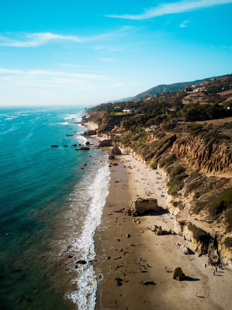 Blend in, El Matador Beach, Malibu, Los Angeles to Santa Barbara Drive