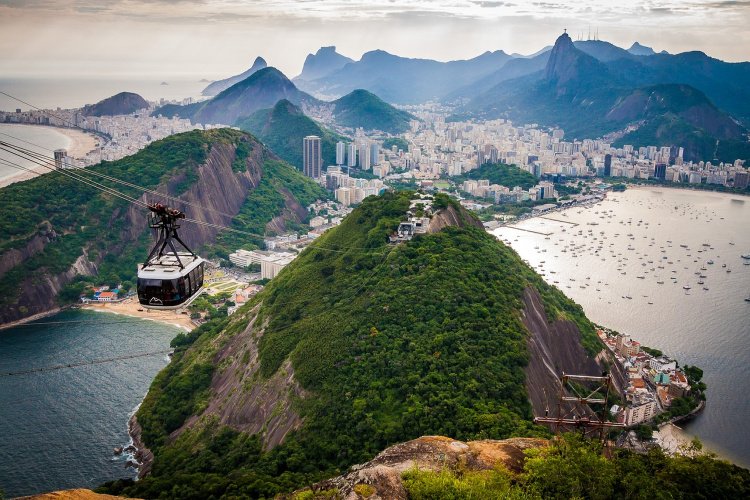 View from Sugarloaf during sunset, Riod de Janeiro itiinerary