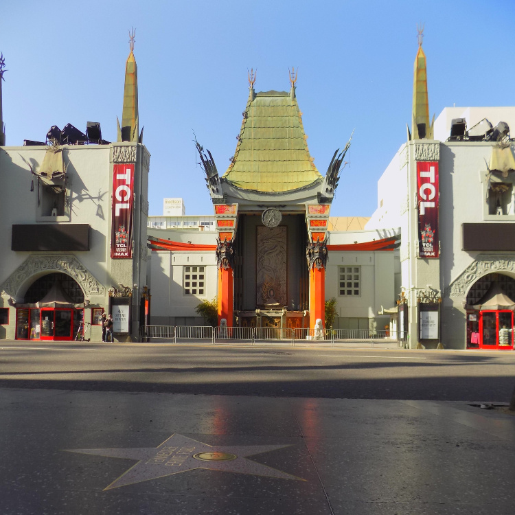 Chinese Theater in Hollywood Boulevard, 2 Days in Los Angeles